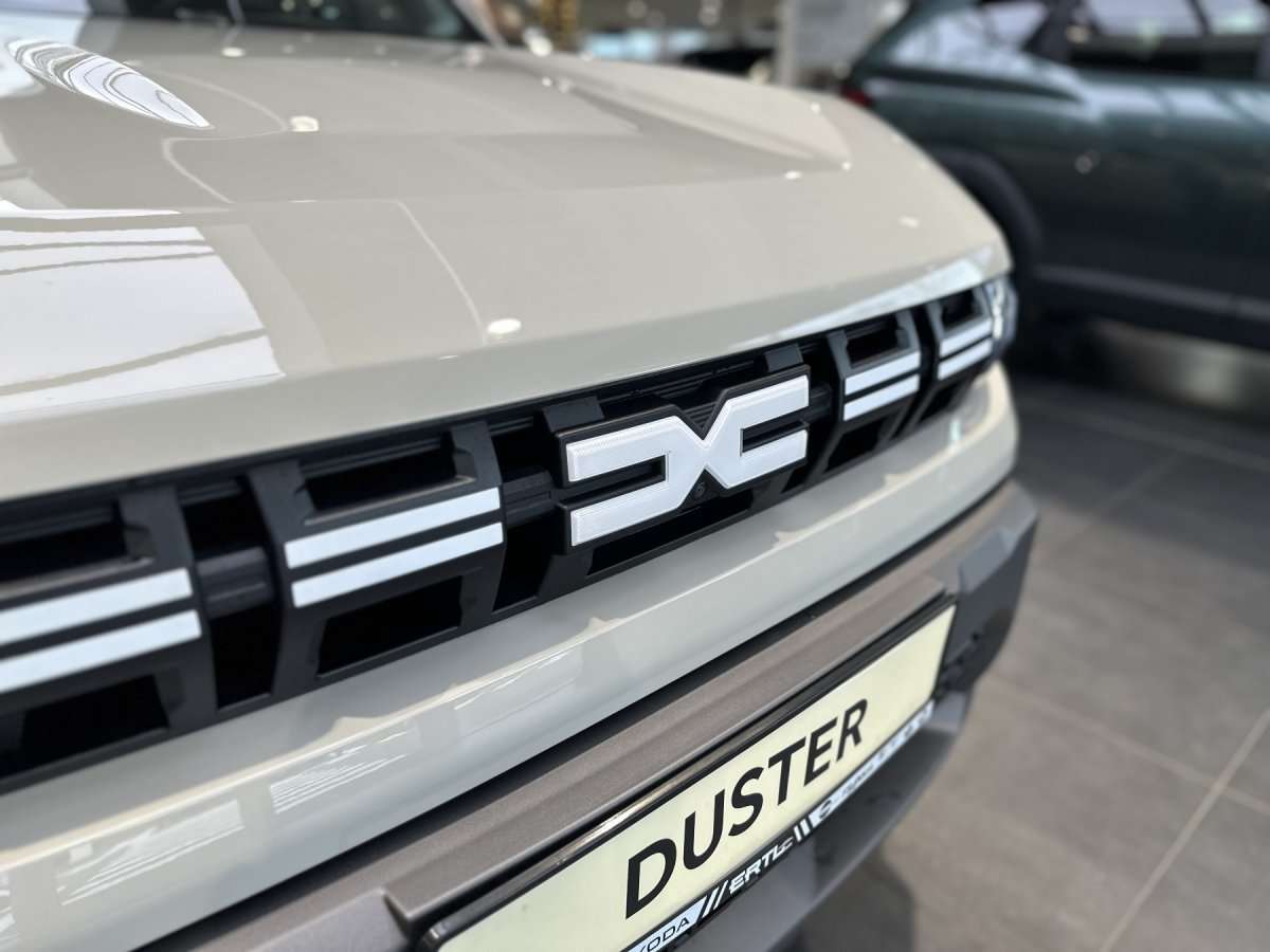 Fahrzeugbild eines Dacia Duster