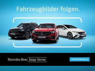 Schräge Frontansicht auf einen Mercedes-Benz CLA , freigestellt