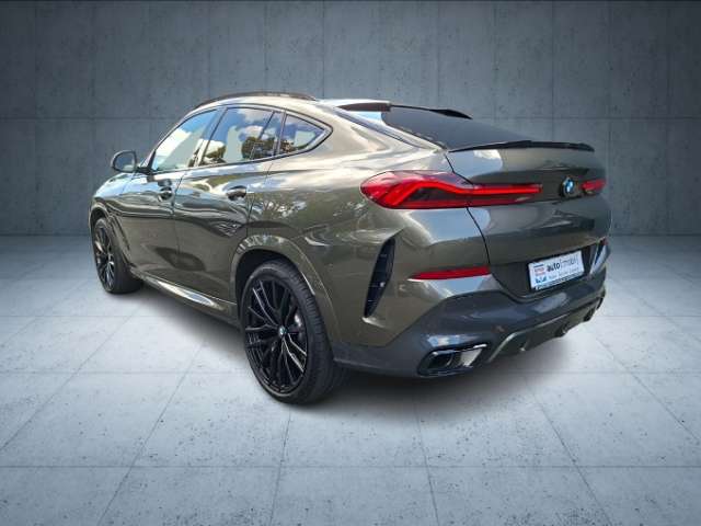 Fahrzeugbild eines BMW X6