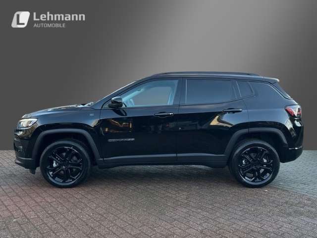 Fahrzeugbild eines Jeep Compass