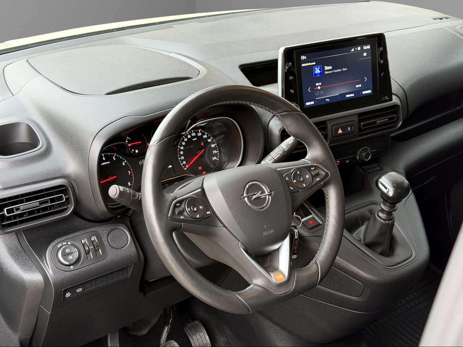 Fahrzeugbild eines Opel Combo Life