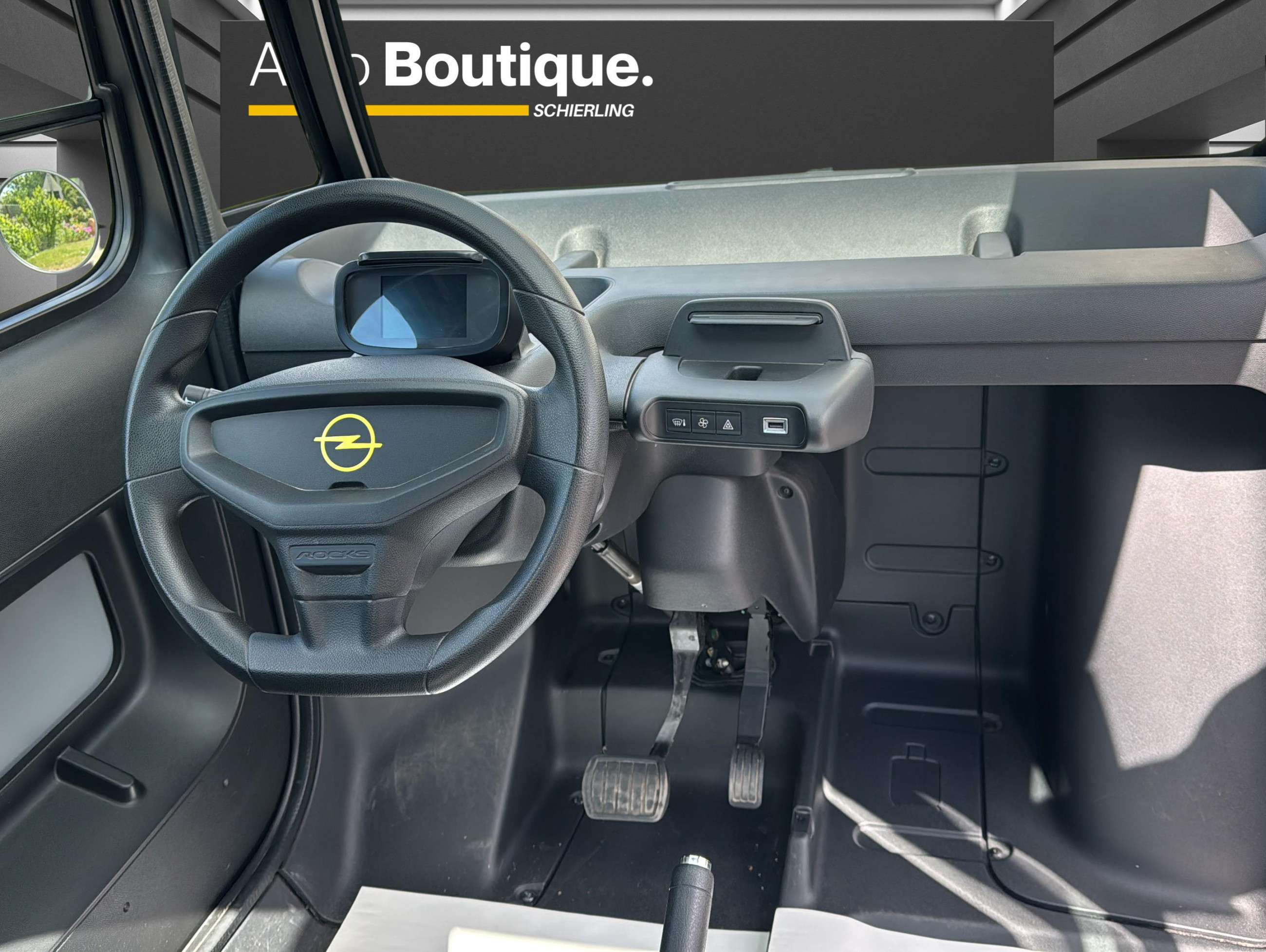 Fahrzeugbild eines Opel Rocks-e
