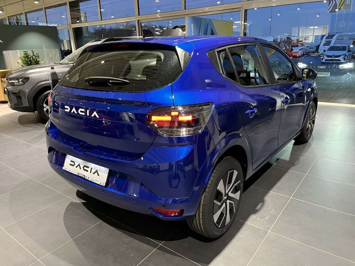 Fahrzeugbild eines Dacia Sandero