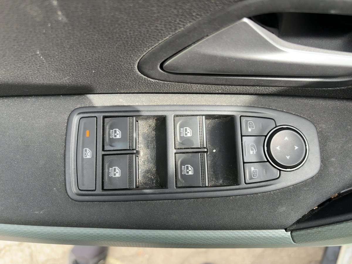 Fahrzeugbild eines Dacia Duster