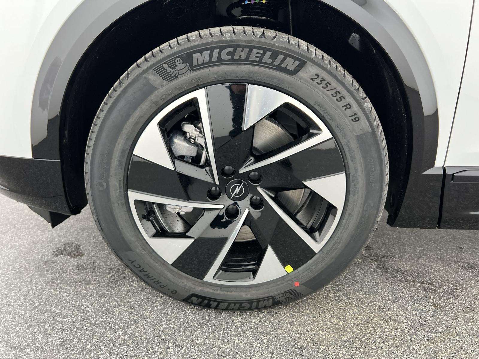 Fahrzeugbild eines Opel Grandland X