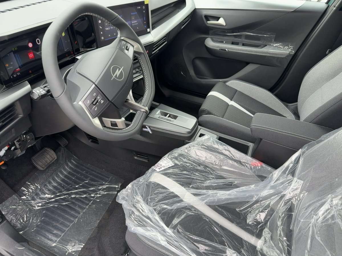 Fahrzeugbild eines Opel Frontera