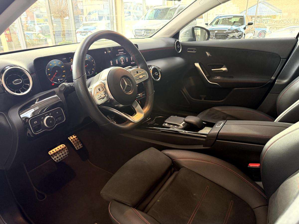 Fahrzeugbild eines Mercedes-Benz A-Klasse