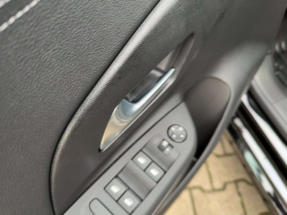 Fahrzeugbild eines Opel Corsa