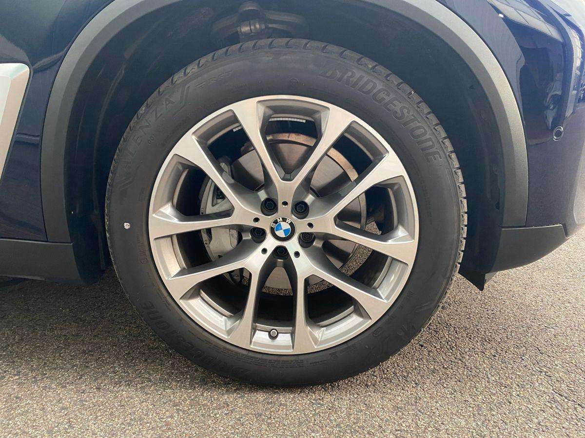 Fahrzeugbild eines BMW X5
