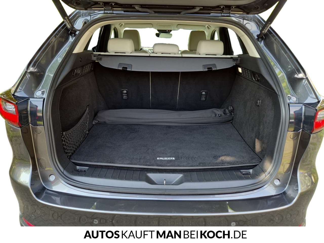 Fahrzeugbild eines Mazda CX-60