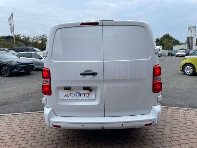 Fahrzeugbild eines Opel Vivaro