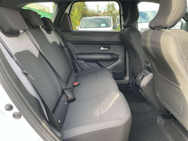 Fahrzeugbild eines Dacia Bigster