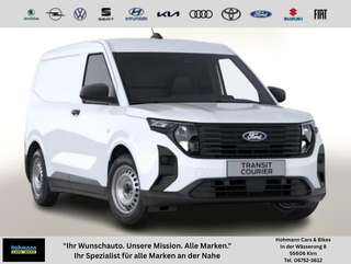 Schräge Frontansicht auf einen Ford Transit Courier , freigestellt