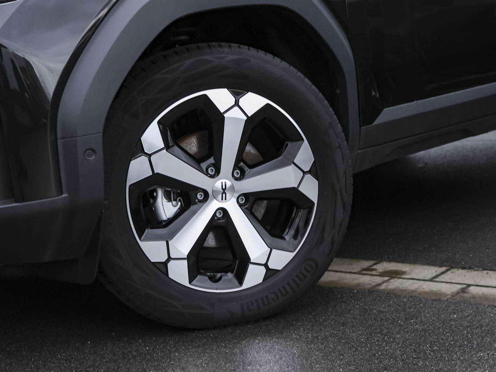 Fahrzeugbild eines Dacia Bigster