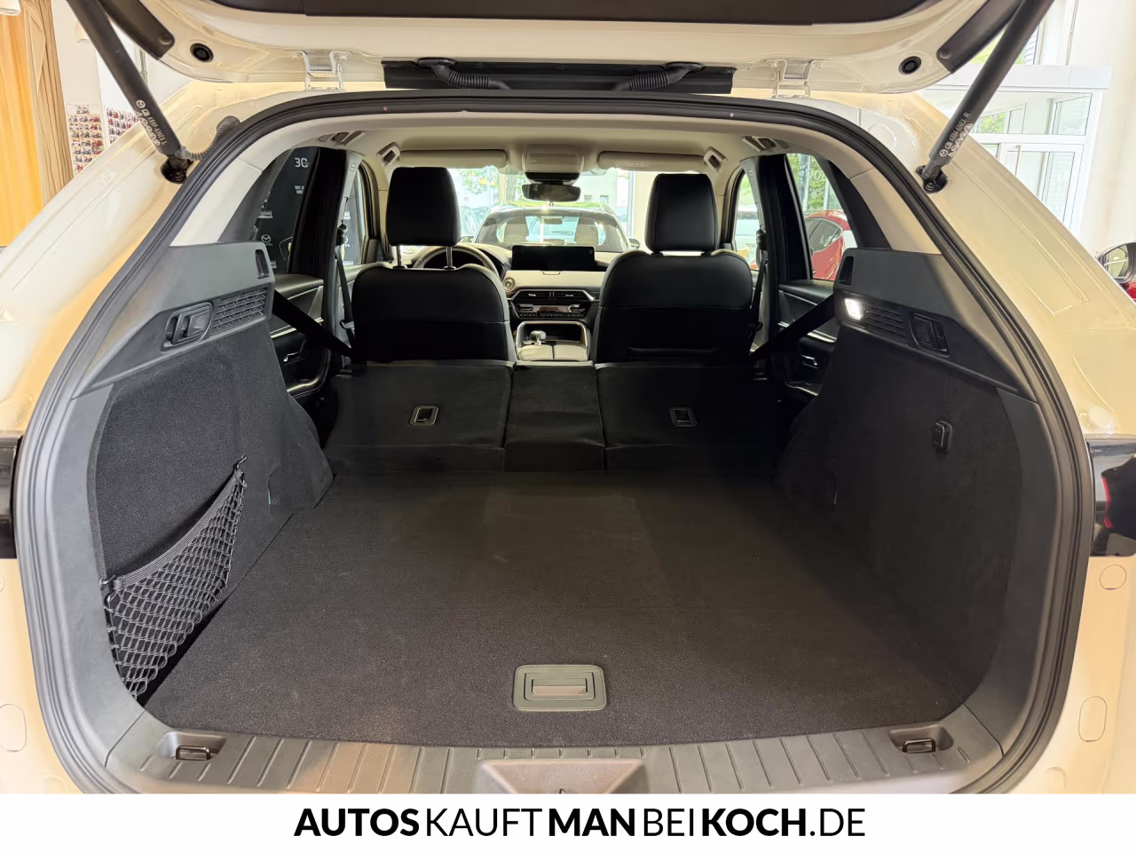 Fahrzeugbild eines Mazda CX-60