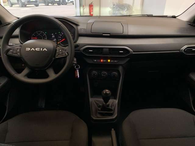 Fahrzeugbild eines Dacia Sandero