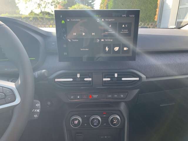 Fahrzeugbild eines Dacia Jogger