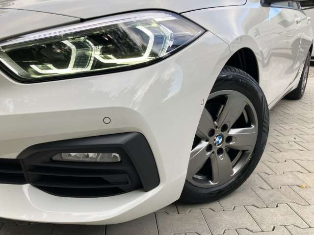 Fahrzeugbild eines BMW 1er-Reihe
