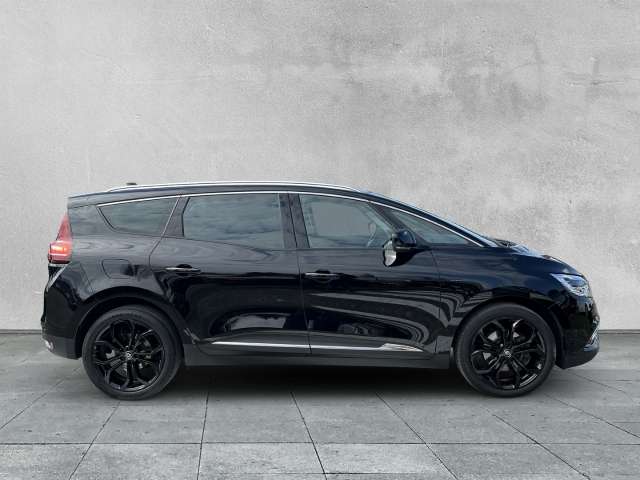 Fahrzeugbild eines Renault Grand Scénic