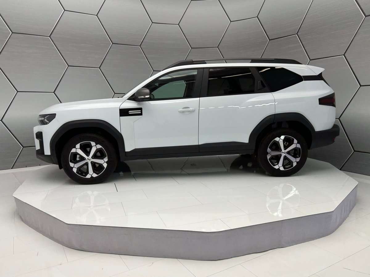 Fahrzeugbild eines Dacia Bigster