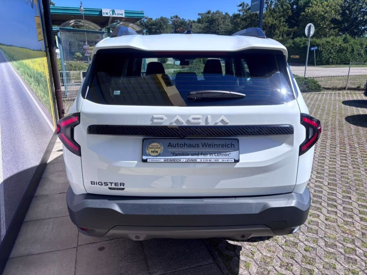 Fahrzeugbild eines Dacia Bigster