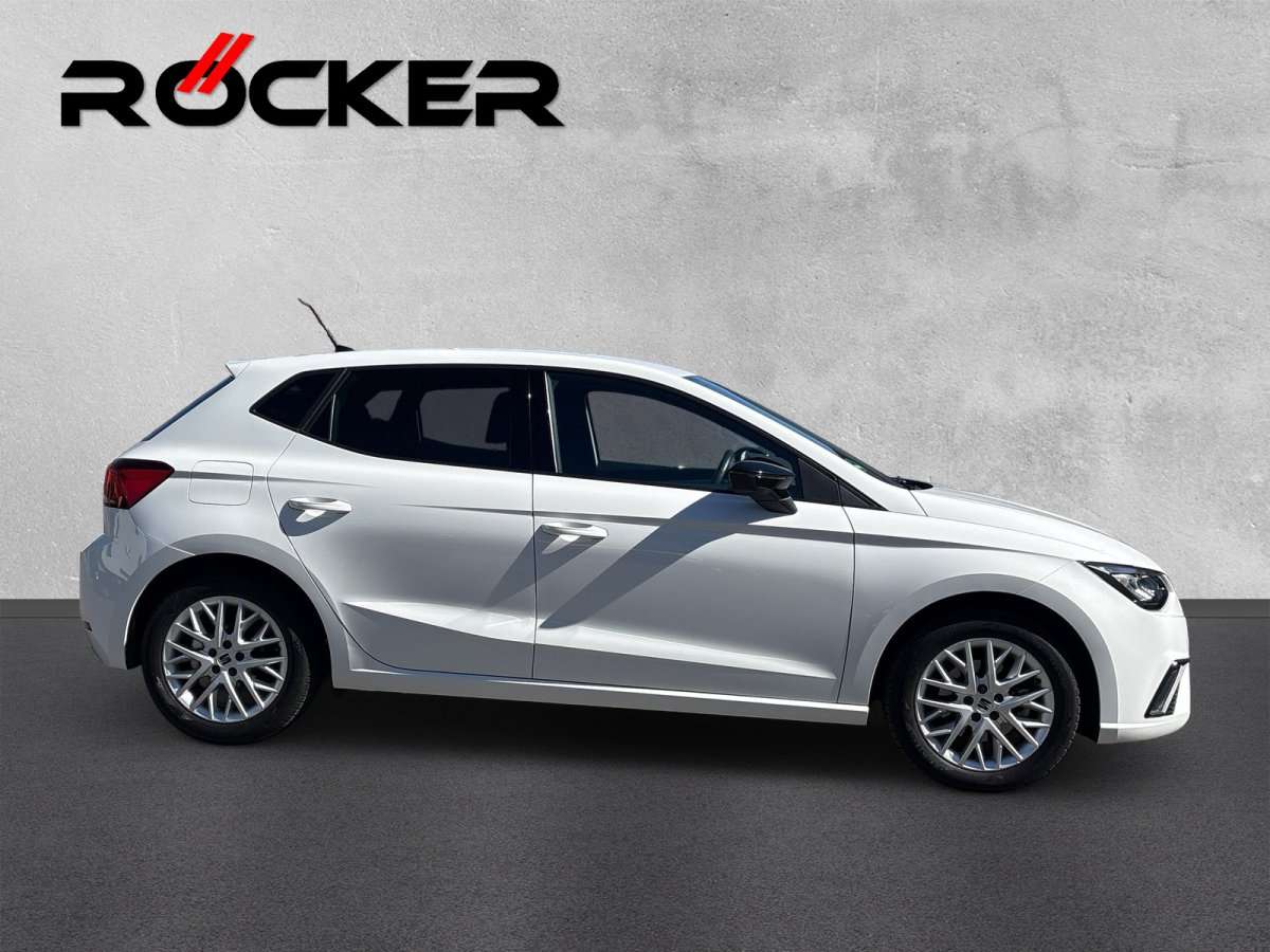 Fahrzeugbild eines SEAT Ibiza