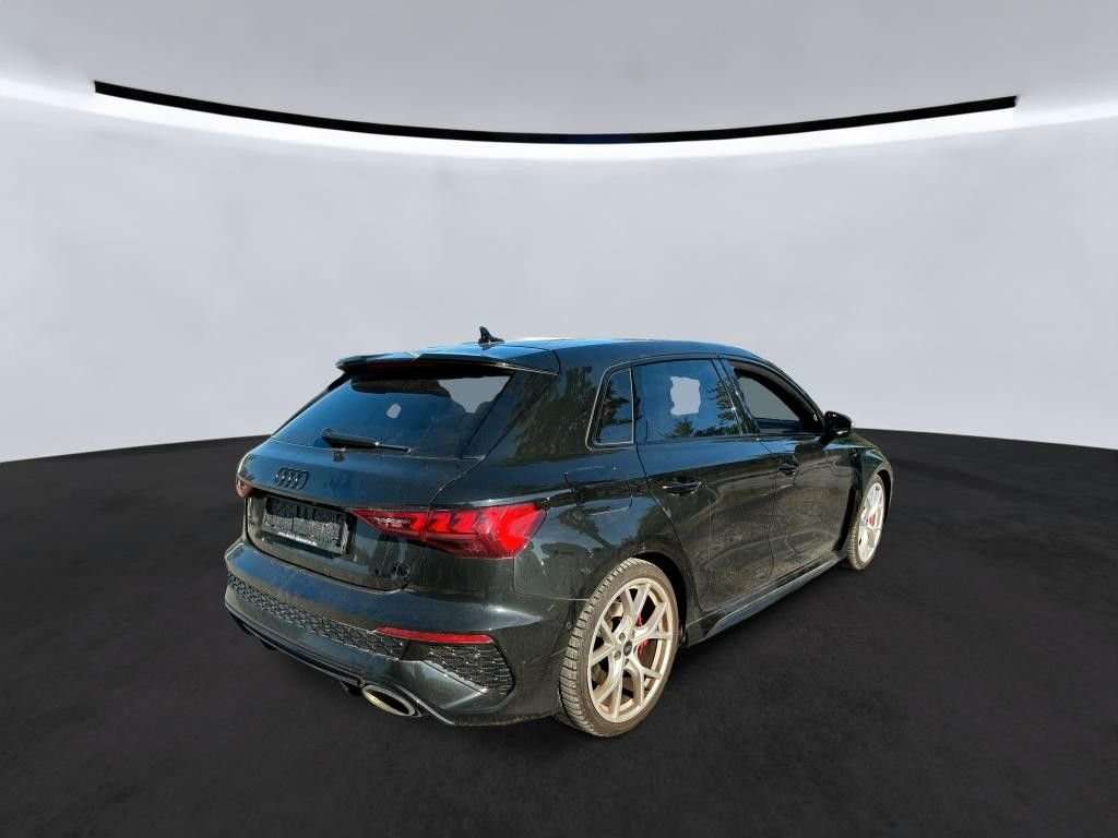 Fahrzeugbild eines Audi RS3