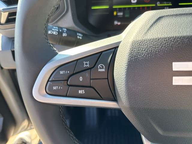 Fahrzeugbild eines Dacia Duster