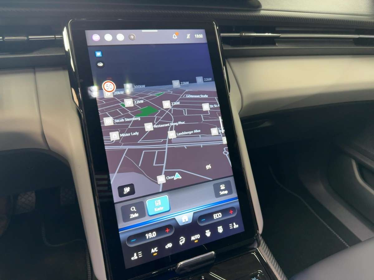 Fahrzeugbild eines Ford Capri