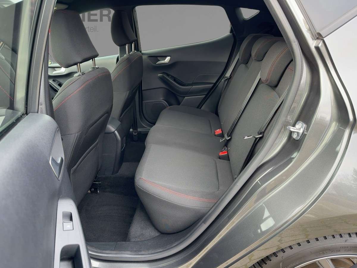 Fahrzeugbild eines Ford Fiesta