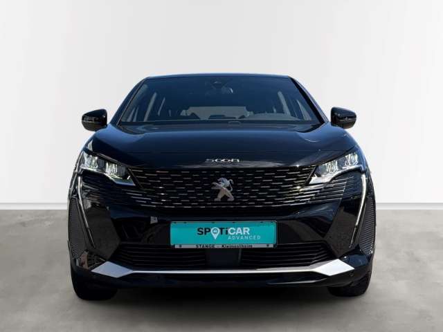 Fahrzeugbild eines Peugeot 5008