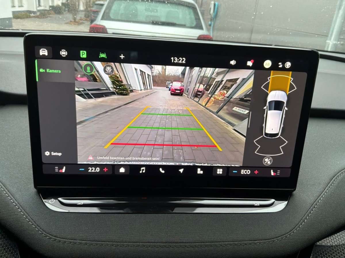 Fahrzeugbild eines Skoda ELROQ