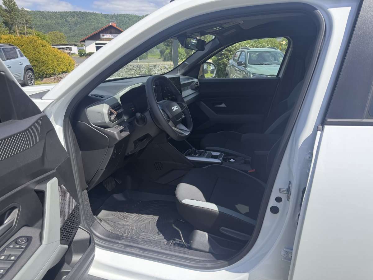 Fahrzeugbild eines Dacia Duster