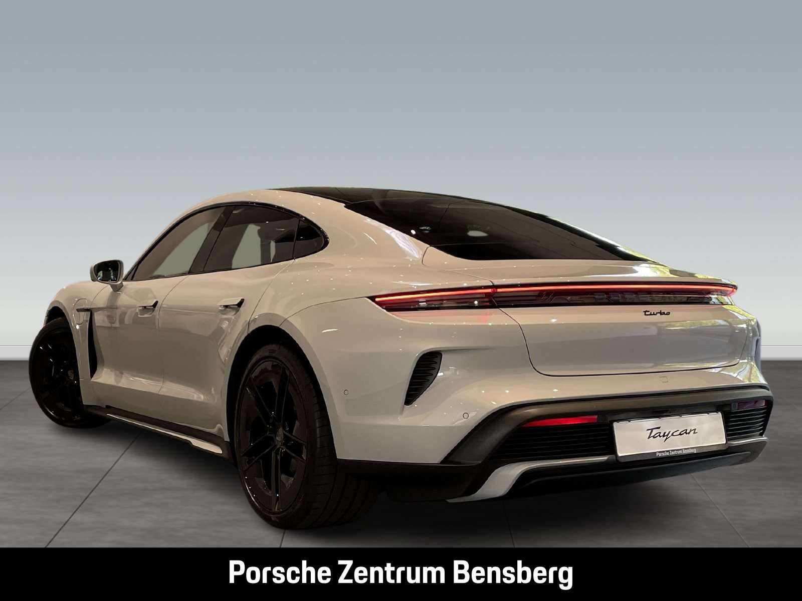Fahrzeugbild eines Porsche Taycan