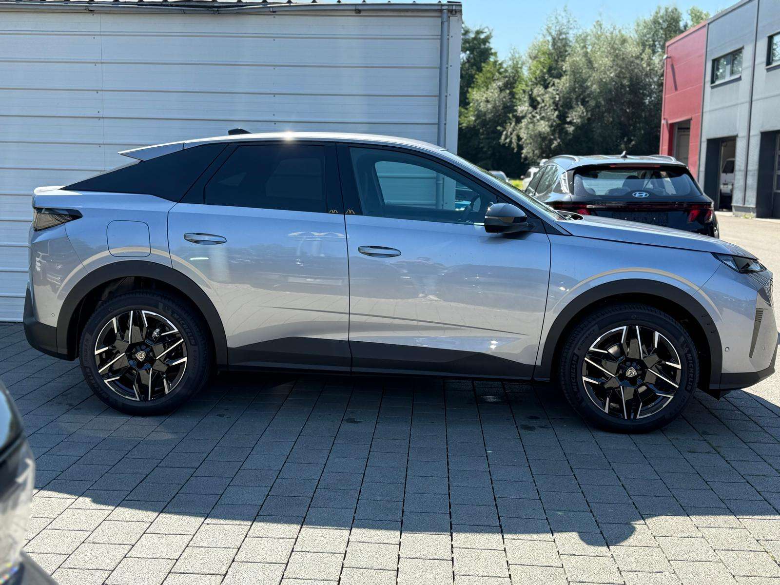 Fahrzeugbild eines Peugeot 3008
