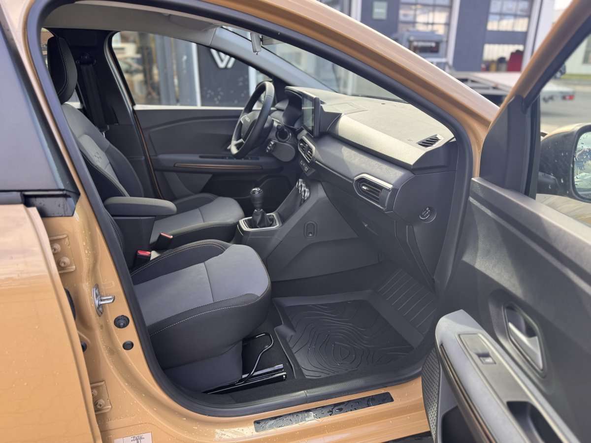 Fahrzeugbild eines Dacia Sandero