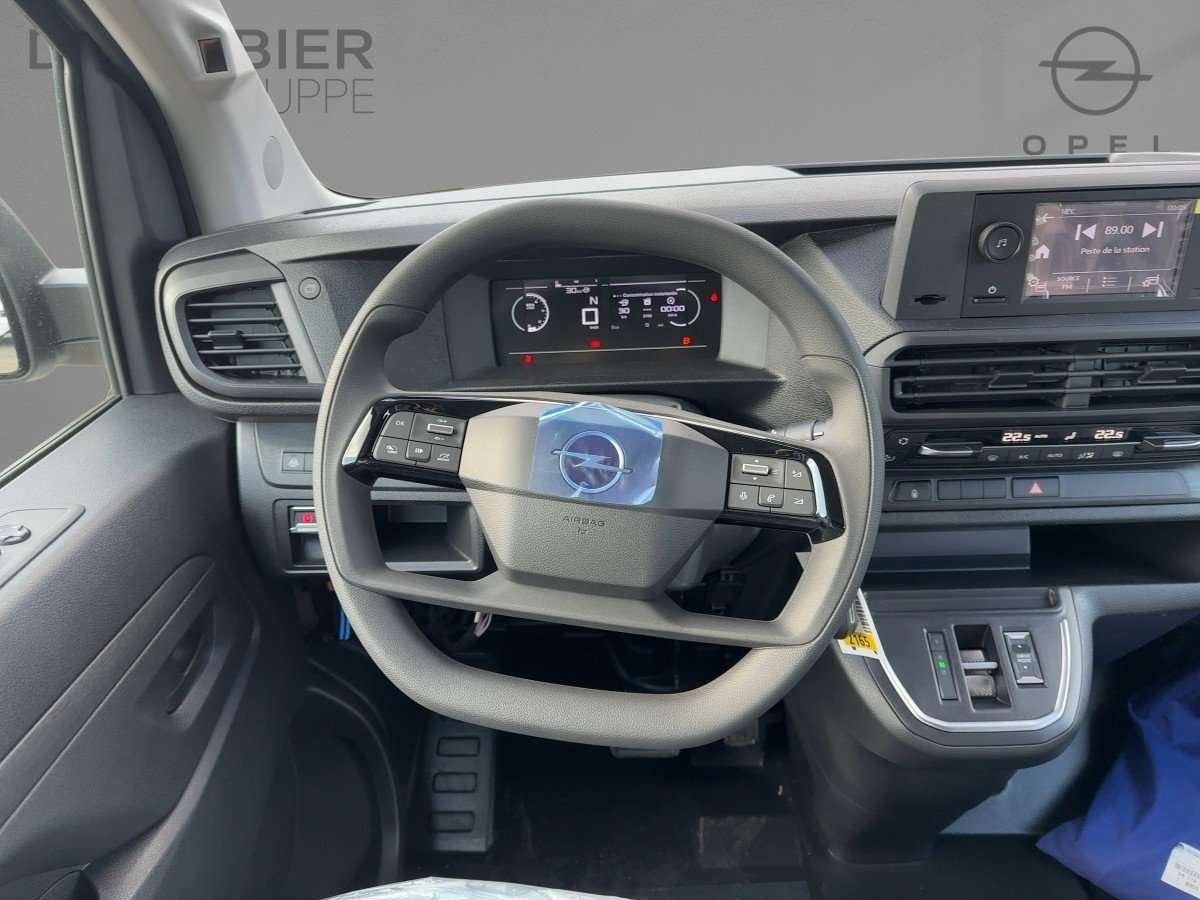 Fahrzeugbild eines Opel Vivaro