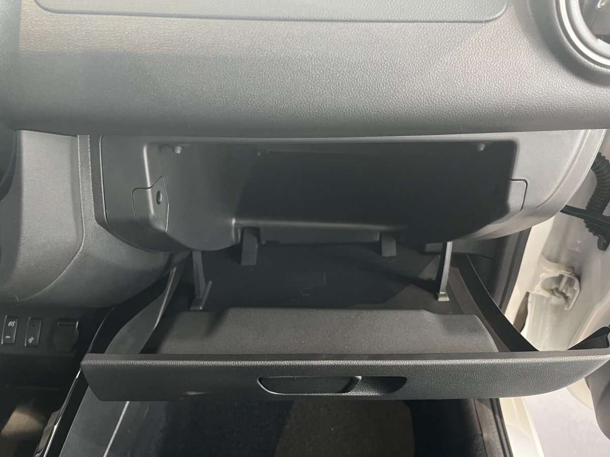 Fahrzeugbild eines Dacia Spring