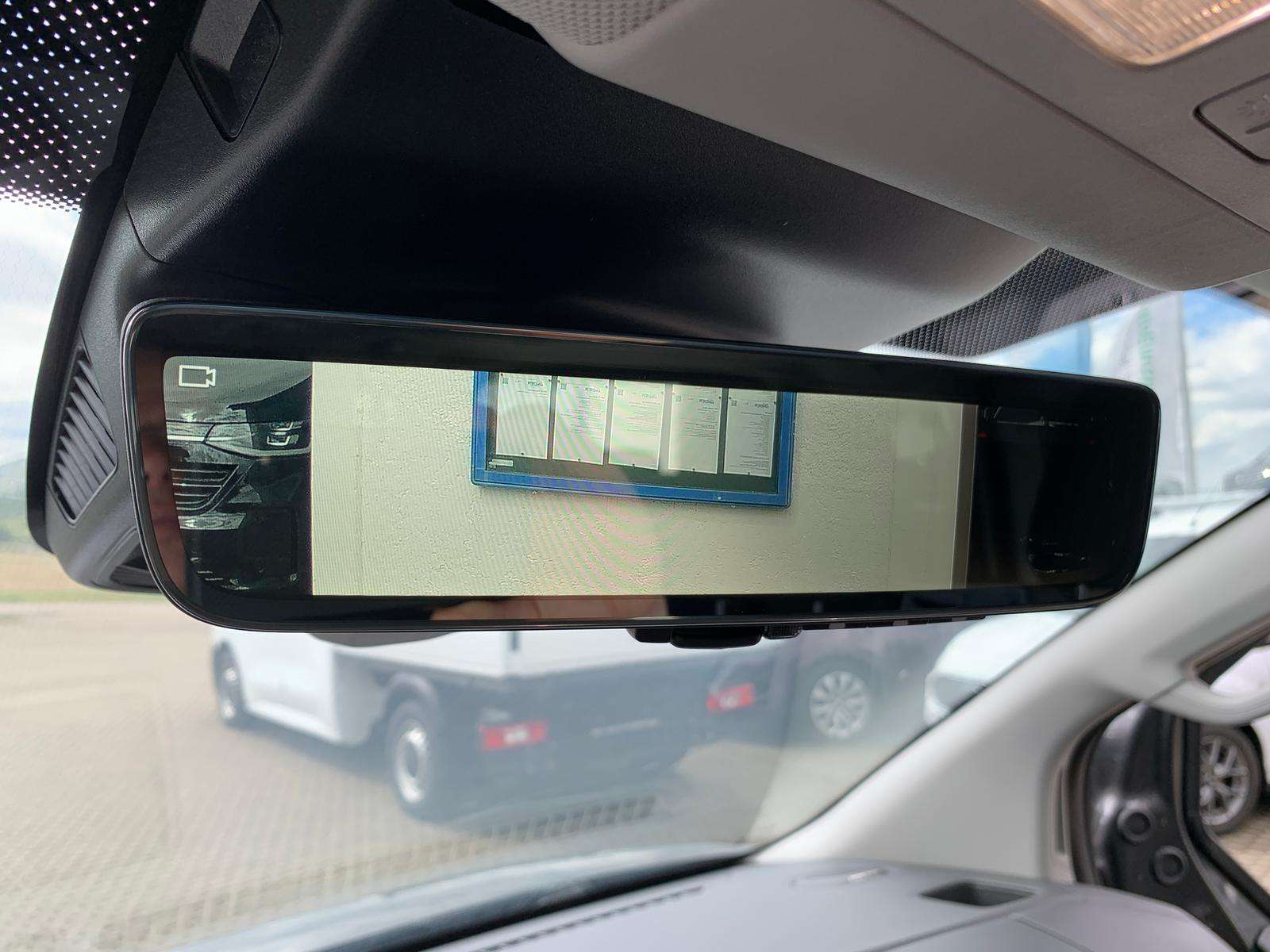 Fahrzeugbild eines Volkswagen Caravelle