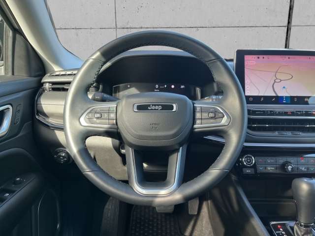 Fahrzeugbild eines Jeep Compass