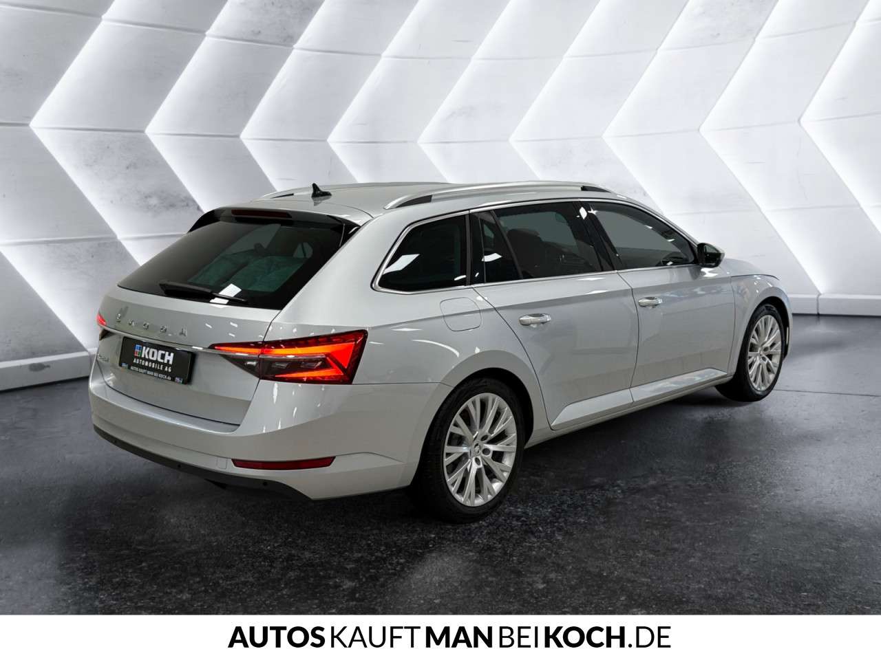 Fahrzeugbild eines Skoda Superb