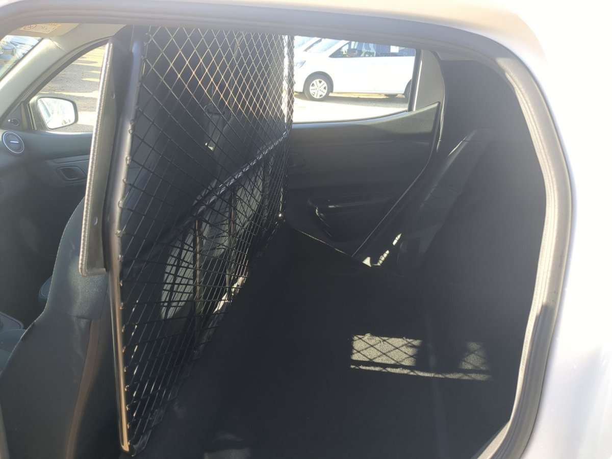 Fahrzeugbild eines Dacia Spring