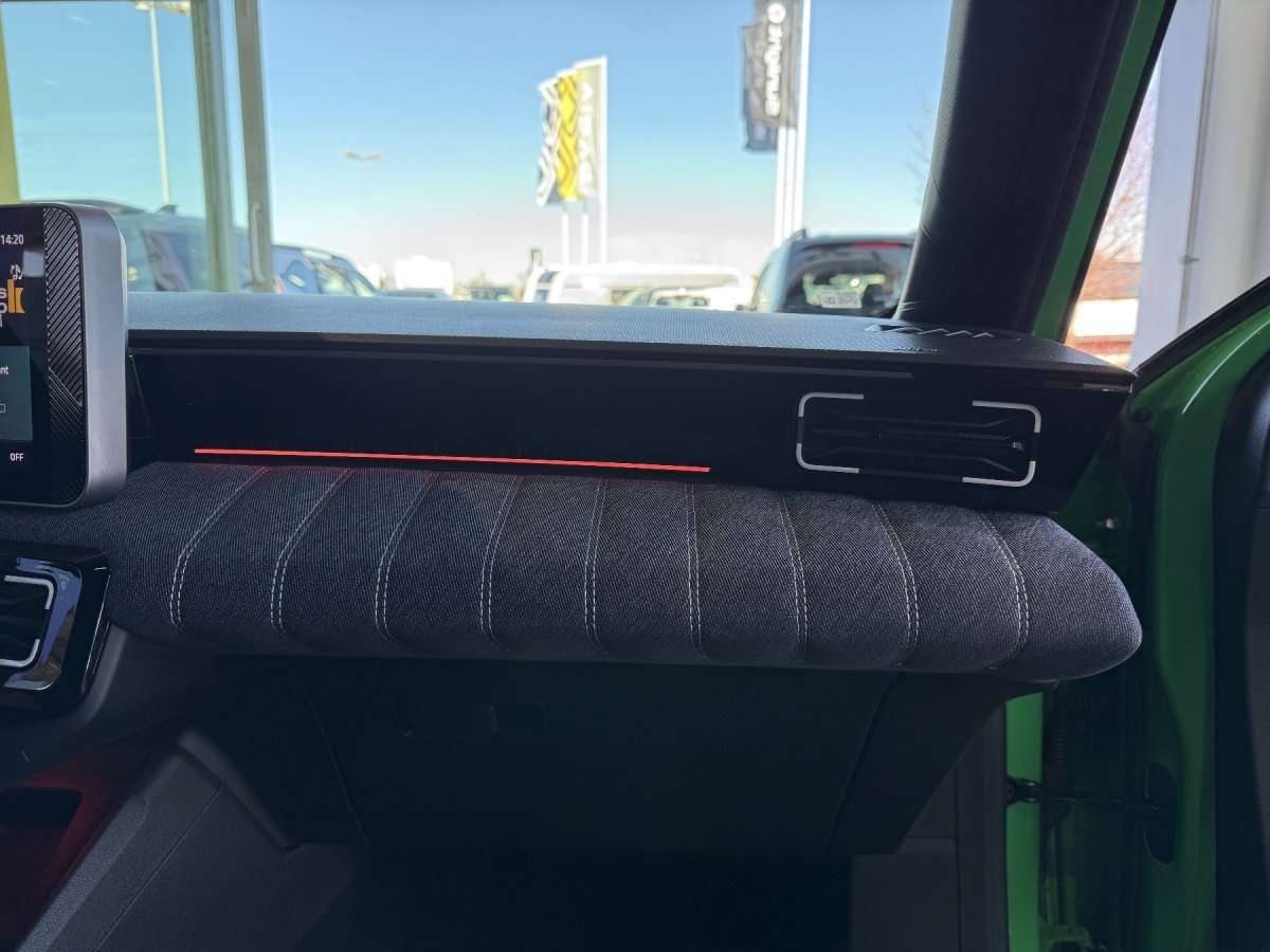 Fahrzeugbild eines Renault 5 E-TECH