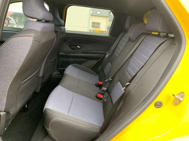 Fahrzeugbild eines Renault 5 E-TECH