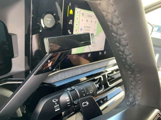 Fahrzeugbild eines Renault 5 E-TECH