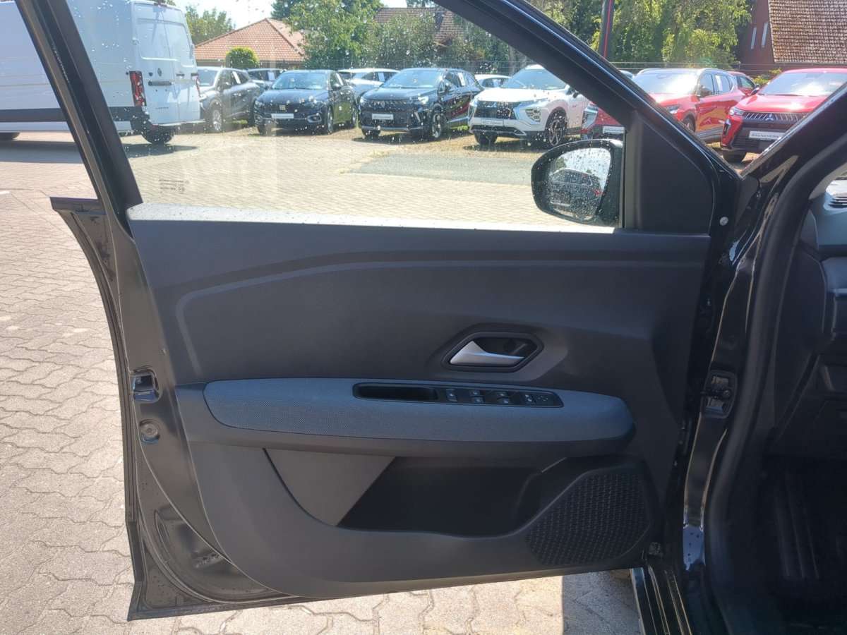 Fahrzeugbild eines Dacia Sandero