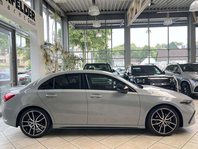 Fahrzeugbild eines Mercedes-Benz A-Klasse