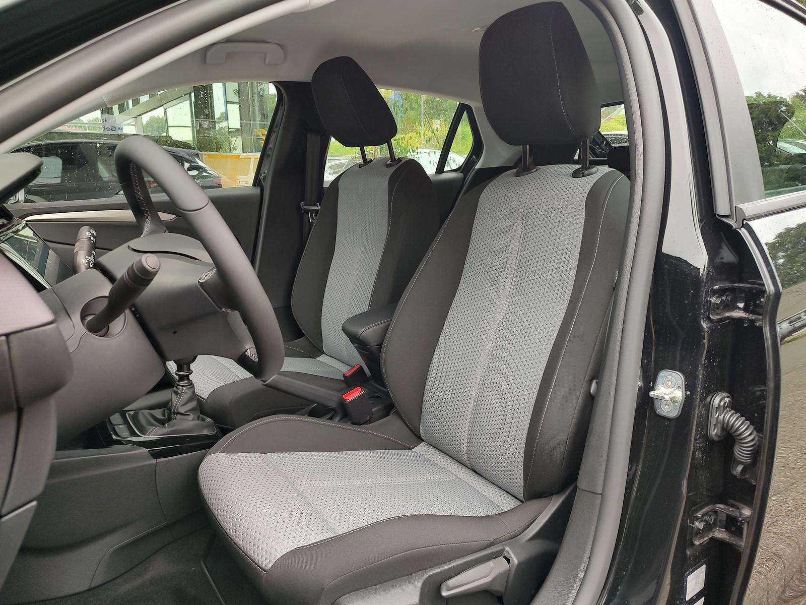 Fahrzeugbild eines Opel Corsa