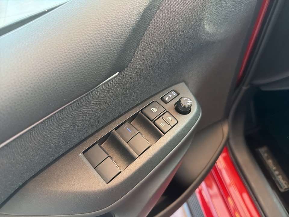 Fahrzeugbild eines Mazda Mazda2 Hybrid