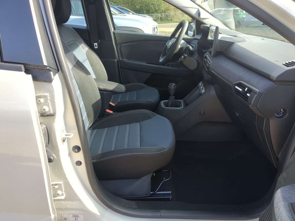 Fahrzeugbild eines Dacia Sandero